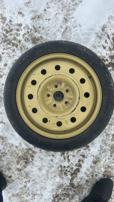 Продам запаску докатка на 17