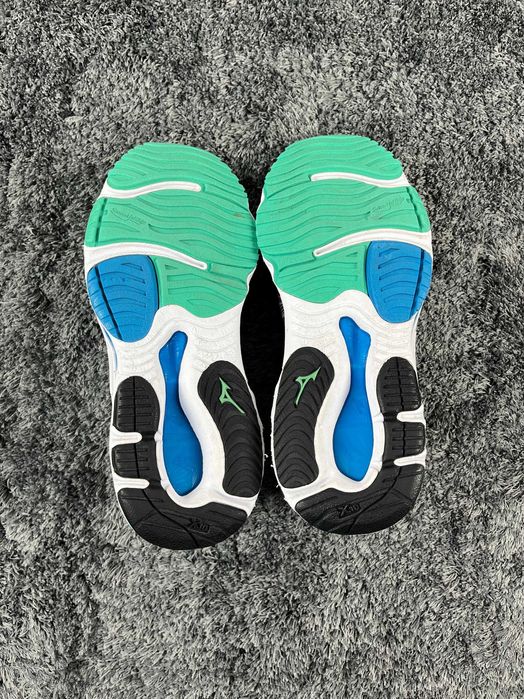 Mizuno Wave Paradox Дамски Маратонки