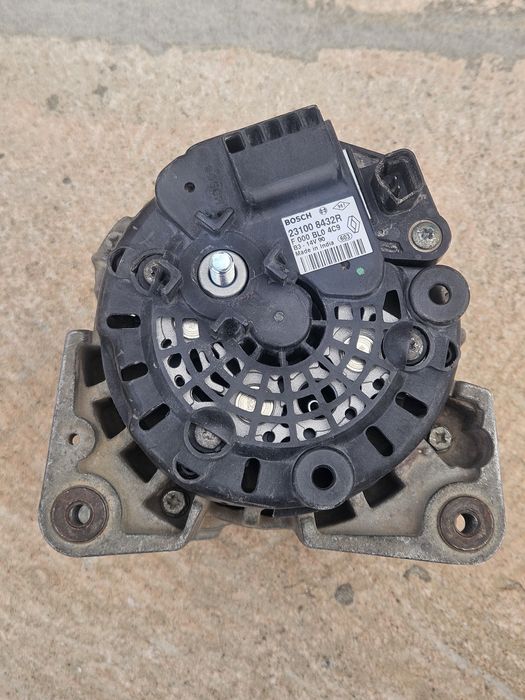 Генератор бош ларгус