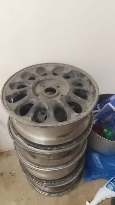 В продаже диски R 15