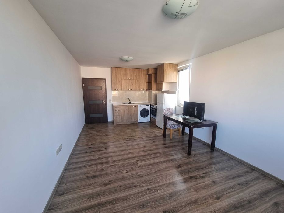 Продава се Тристаен апартамент в Благоевград, Еленово 1 - 82 кв.м за 716 €/кв.м - Снимка #1