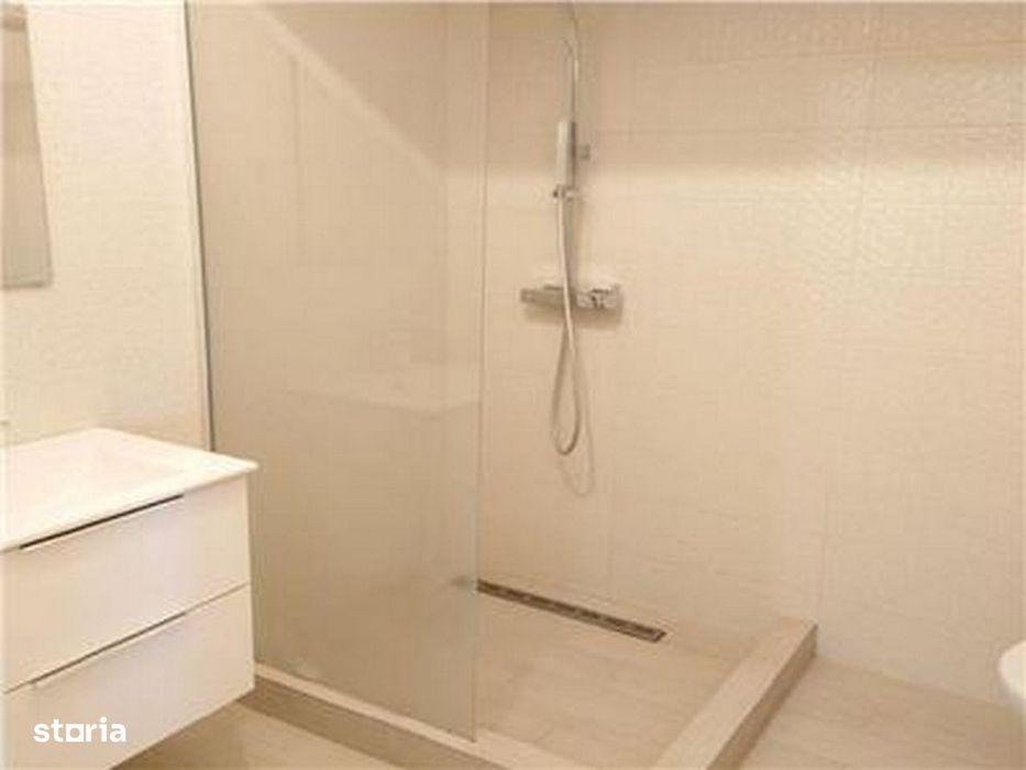 Vand ap.2cam,superfinisat, CT,parcare ext ,mobilat, utilat ,Buna Ziua