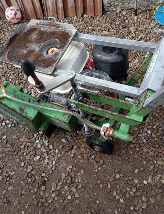 Vând sau schimb cu diverse , mașină de taiat beton ,marca LISSMAC FS 1