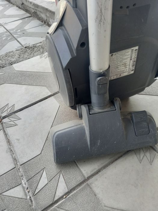 Пылесос LG контейнер