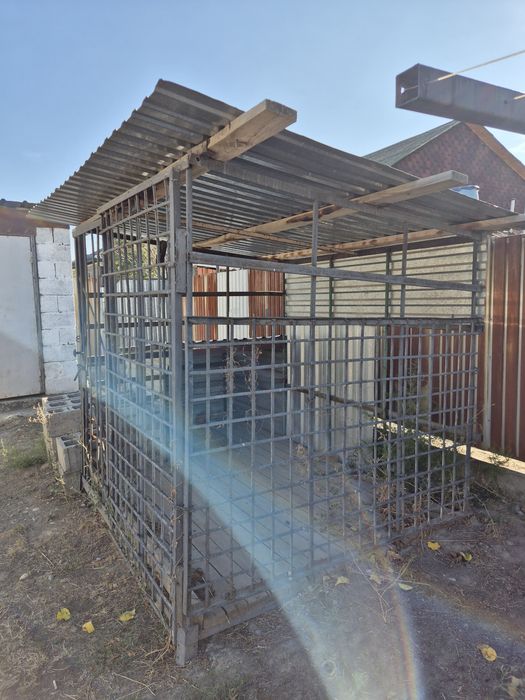 Продам    Вольер