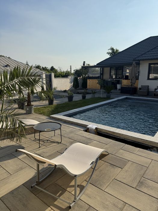 Casa cu piscina incalzita,ciubar-jacuzzi-sauna! PETRECERI PRIVATE !!!