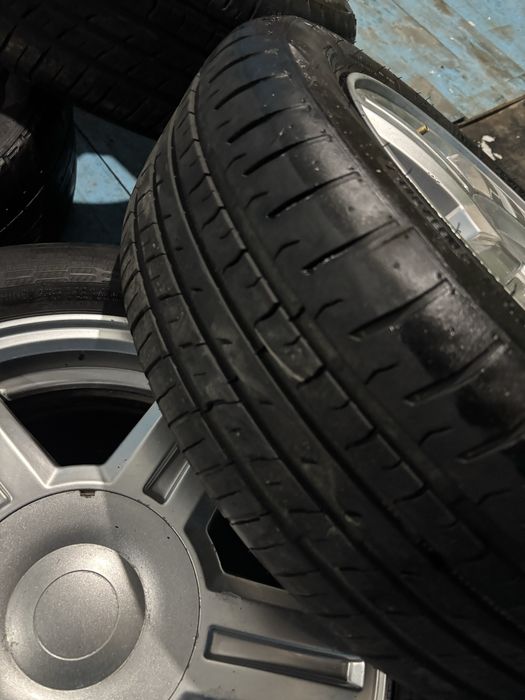 Продам комплект диски с резиной