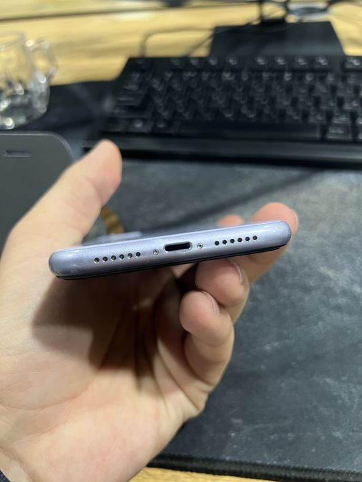 Iphone 11 sotiladi