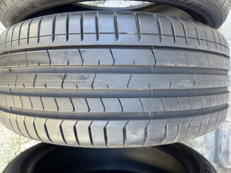 Anvelope vara Pirelli P Zero 225 40 19 RSC DOT 0723