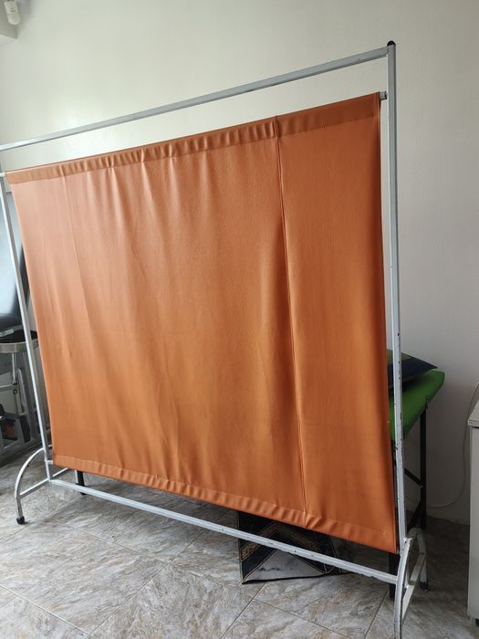 Ширма медицинская