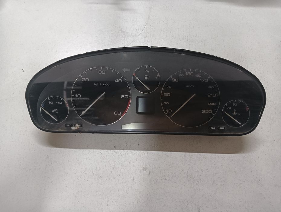 Ceas Bord Peugeot 607 9D, 9U 2000 - > 2.2 Hdi 4Hx (Dw12Ted4/Fap) 96484