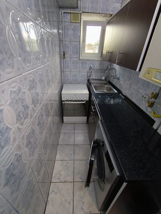 Închiriez apartament cu 2 camere zona Catanga