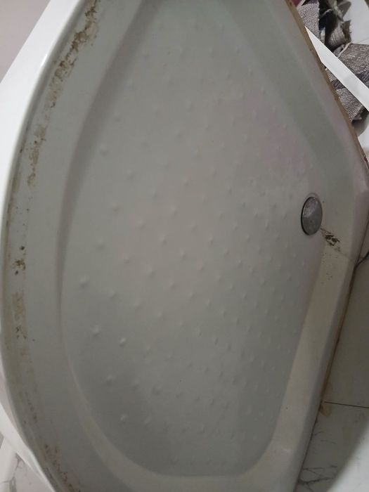 Dushavoy kabinka vannasi sotiladi. Baquvvat va chidamli