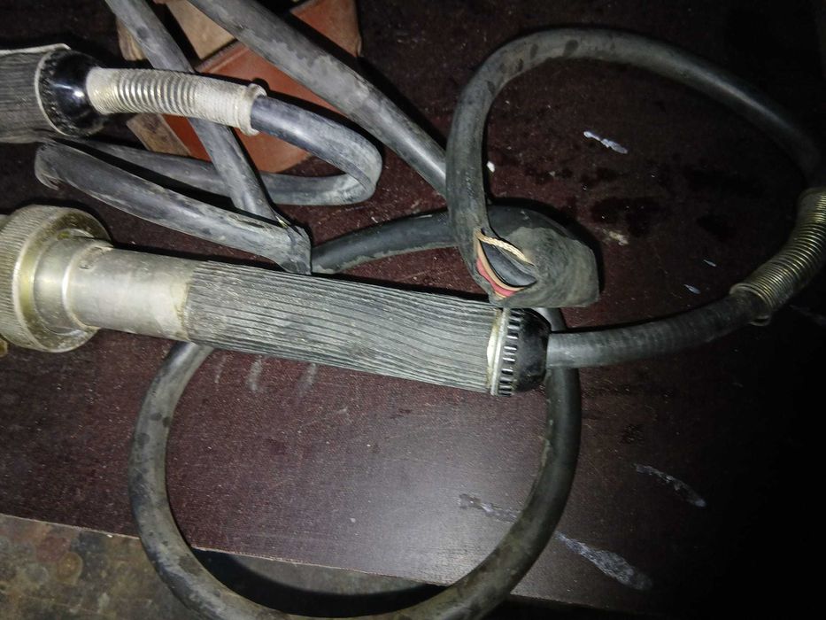 2 detectoare radioactivitate, Geiger Muller