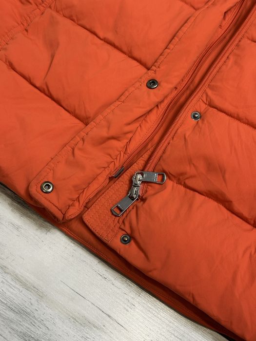 Дамско зимно яке Tommy Hilfiger — размер М, отлично състояние