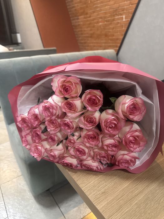 Голандские розы 25штук