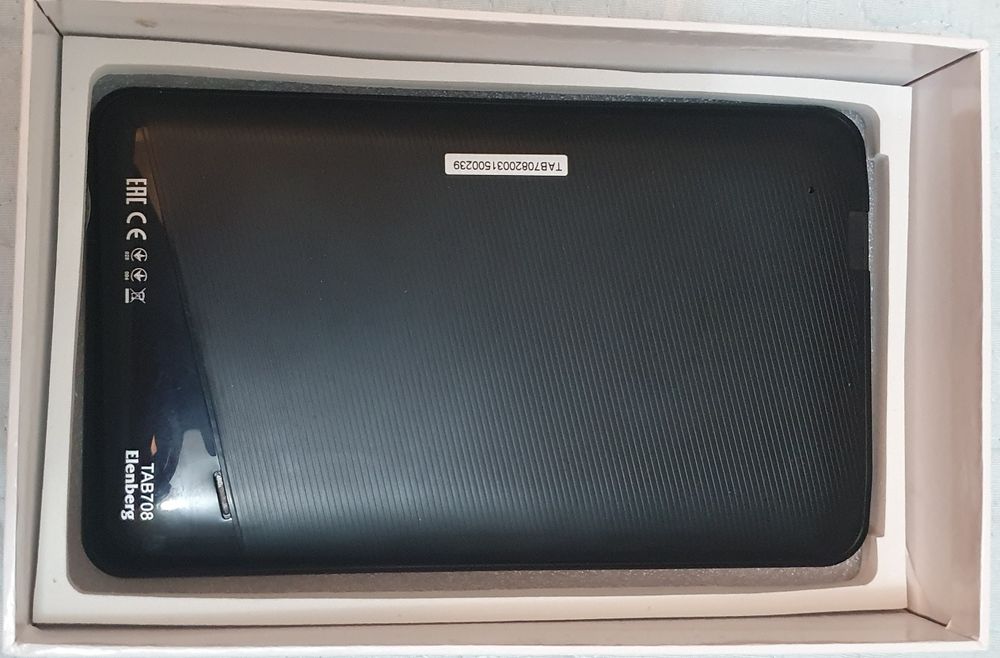 Планшет Elenberg TAB08