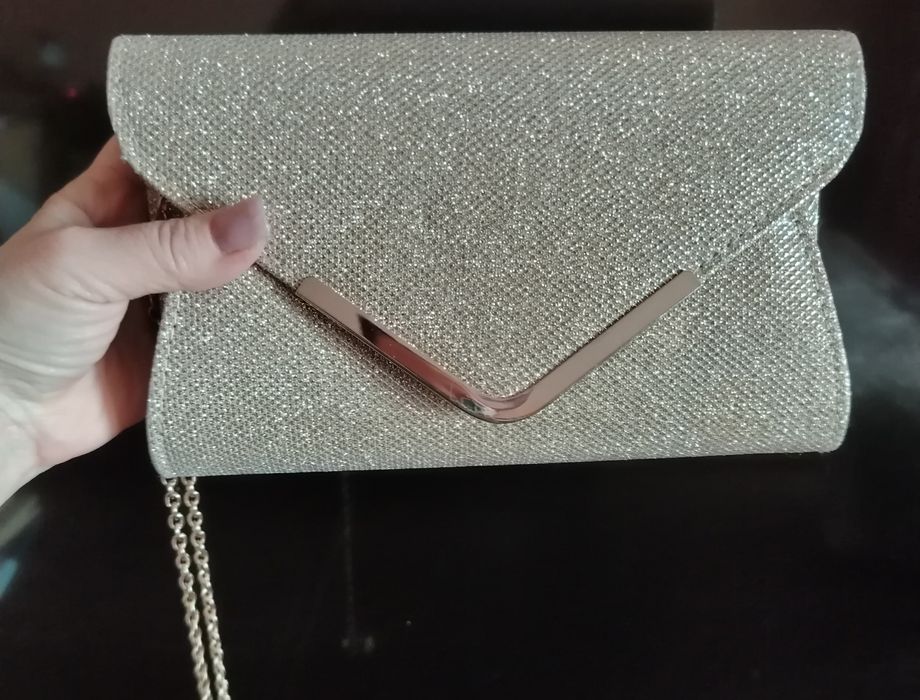 Дамска чанта - нови и като нови