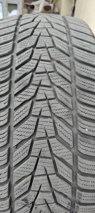 Anvelope iarnă Hankook Winter i*cept evo3 235/45 R18 98V DOT 2024