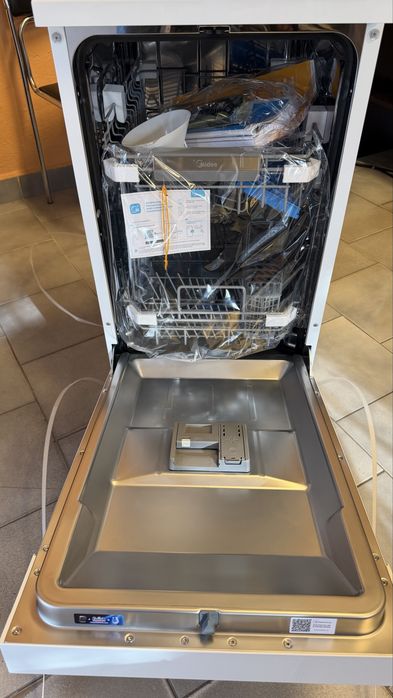 Съдомиялна Midea MFD45S200W