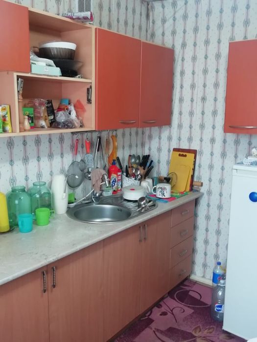 продам  3-х комнатную квартиру