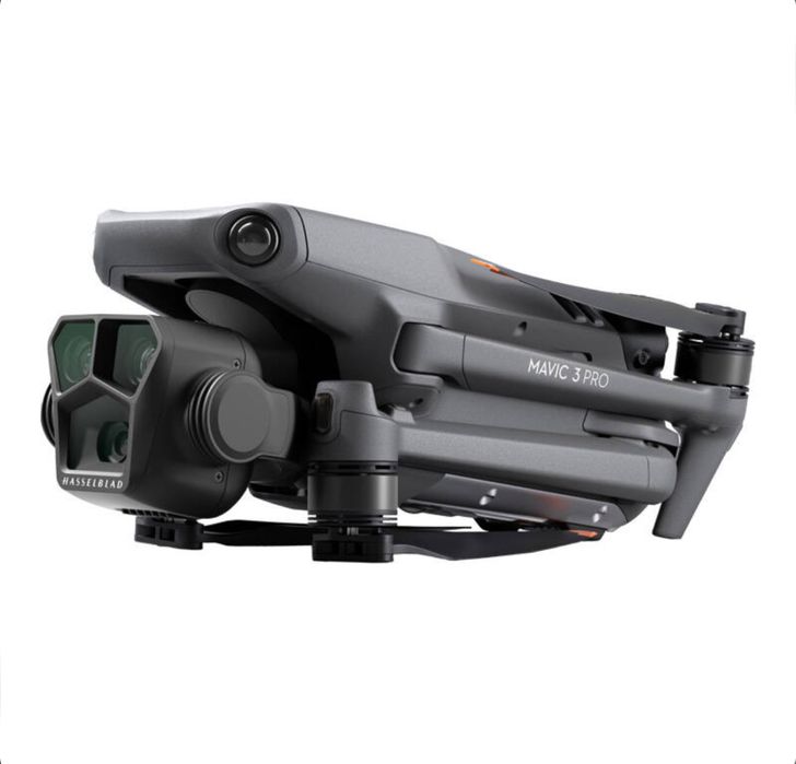 DJI Mavic 3 Pro Fly More Combo