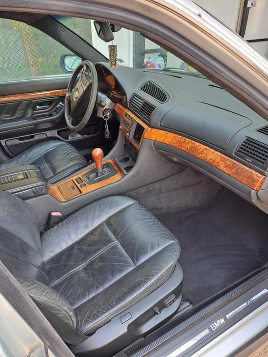 BMW E38 730d на части