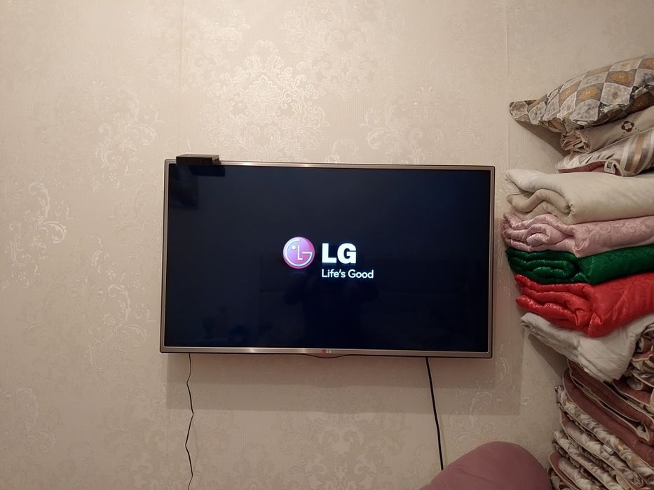 Продам LG Телевизор