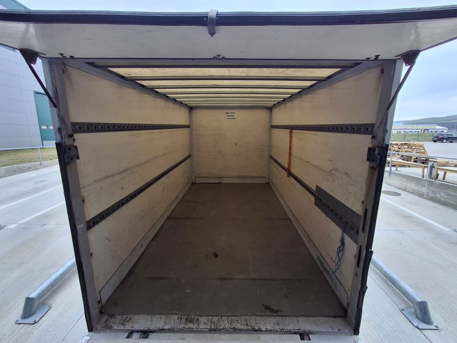 Mercedes sprinter cu lift