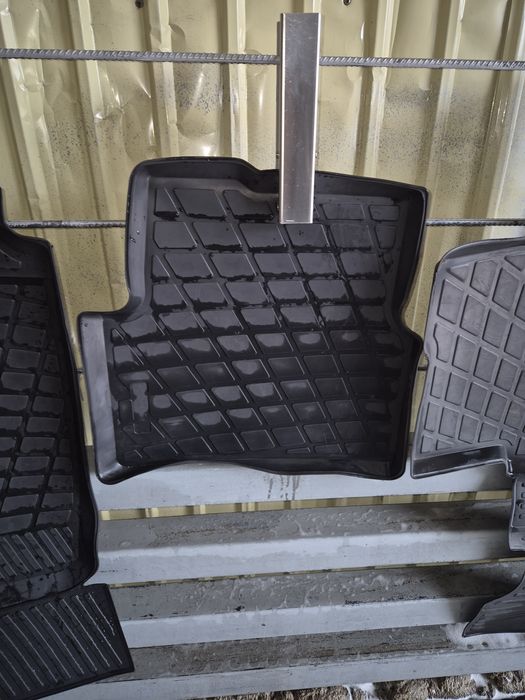 Резиновые коврики Шевроле кобальт