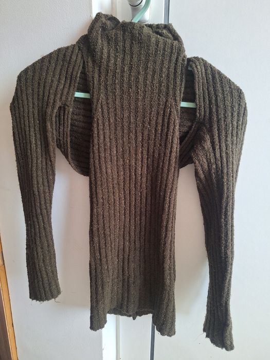 Пуловери по 5 лв