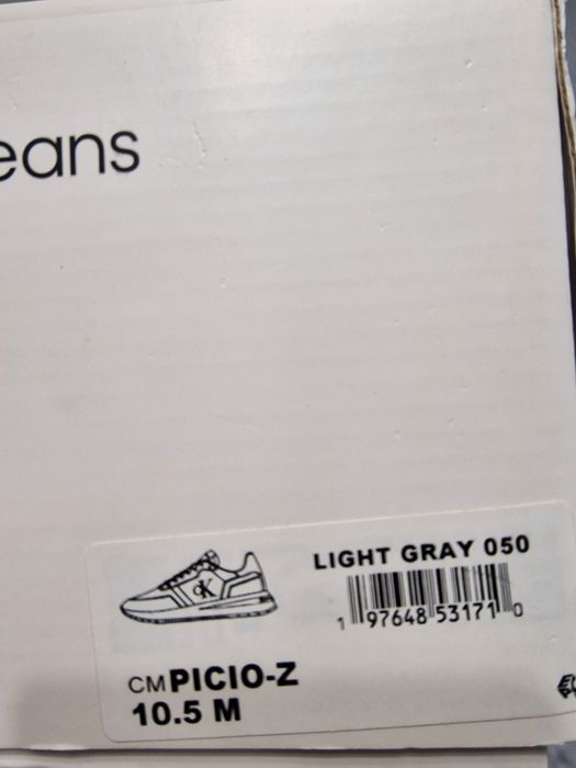 Продам кроссовки оригинал CK