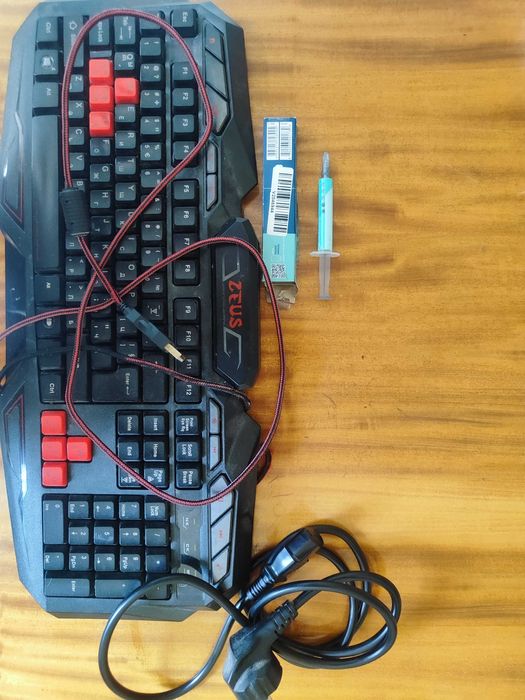 Десктоп компютър