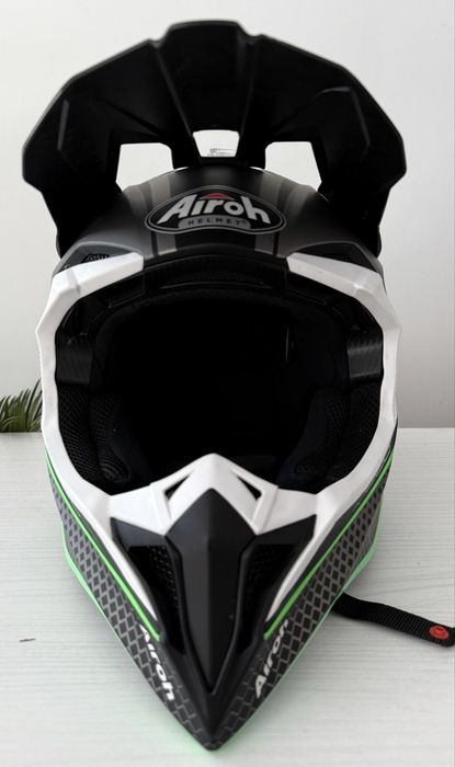 Casca Airoh Wraap Mood Matt