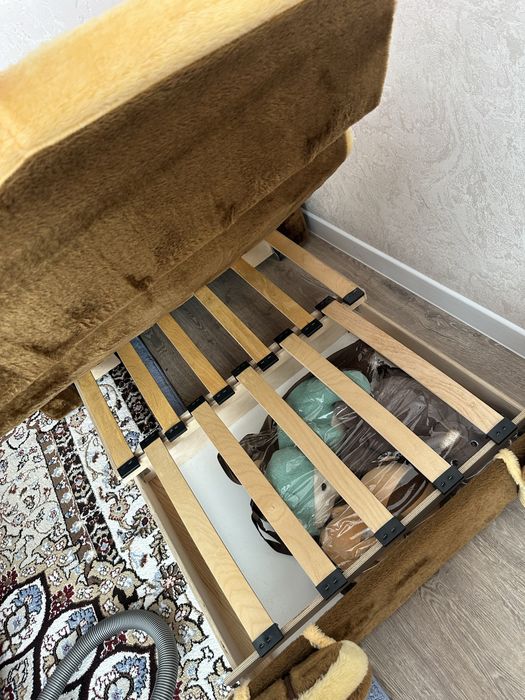 Продам детскую кровать срочно