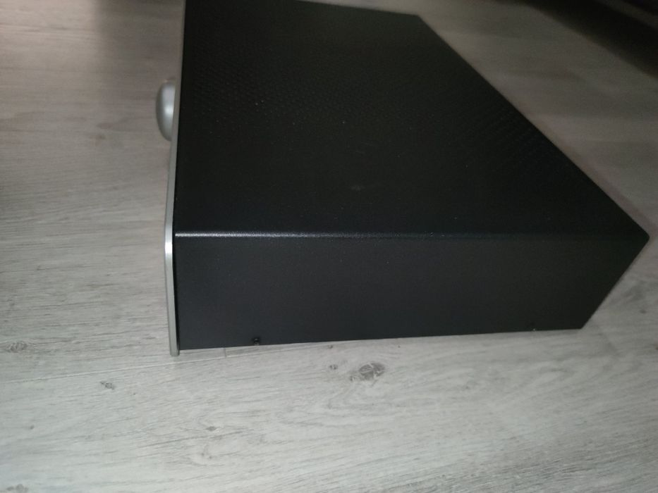 Amplificator Atoll IN100 High-End Dual-Mono 2x100W + Telecomandă / Franta