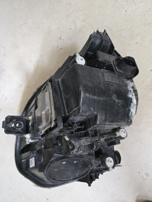 Omoda c5 правая фара