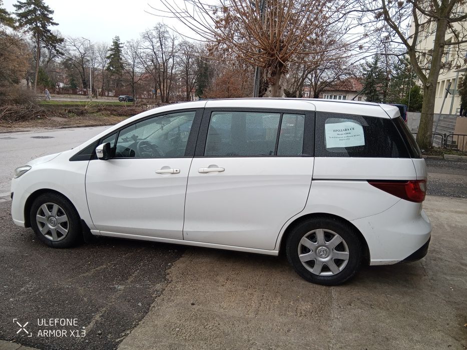 Мазда 5 лек автомобил