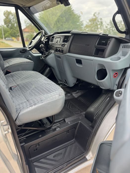 Ford transit 8+1, motor 2.2, an 2012