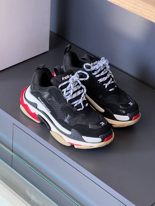 Balenciaga triple s 42