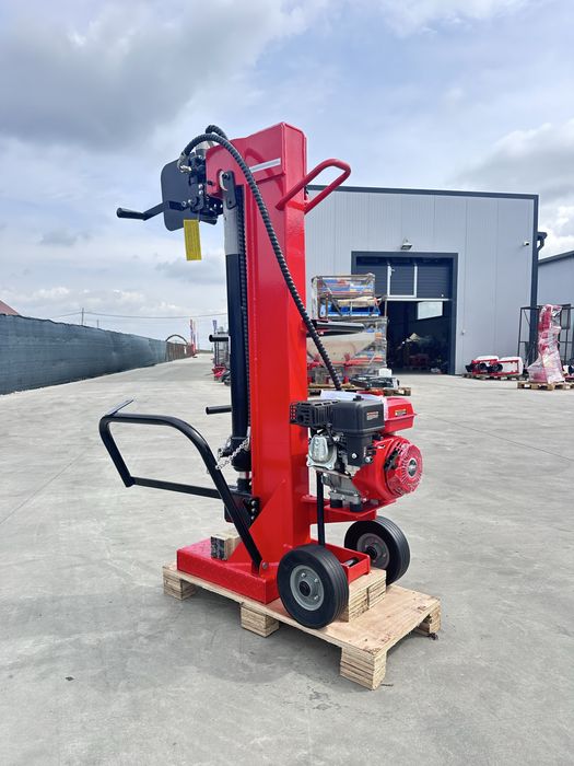 Spargator lemn 14 tone benzina, despicator busteni
