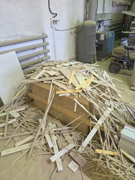 дрова бесплатно/самовывоз