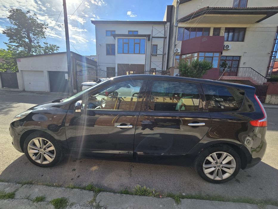 Renault Grand Scenic 2010 1.9 7 locuri