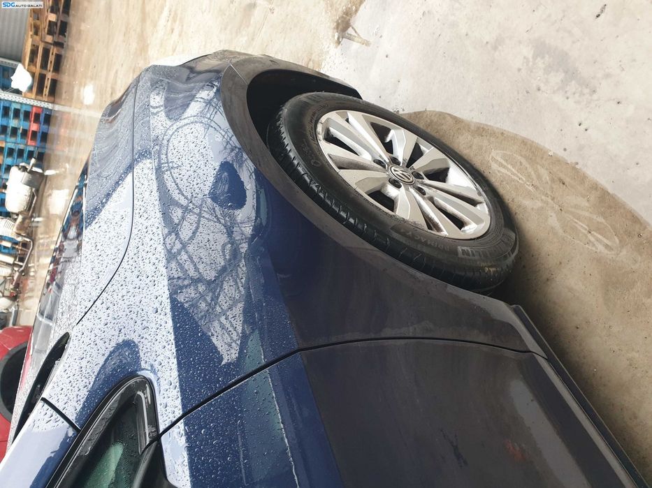 Aripa Caroserie Dreapta Fata Volkswagen Golf 7 2013 - 2017 Culoare LH5X [K9825]