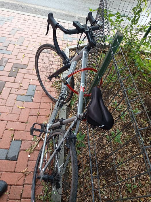 Bicicletă șosea/fitness TRIBAN RC100 – aluminiu, mărime M/L, stare bună