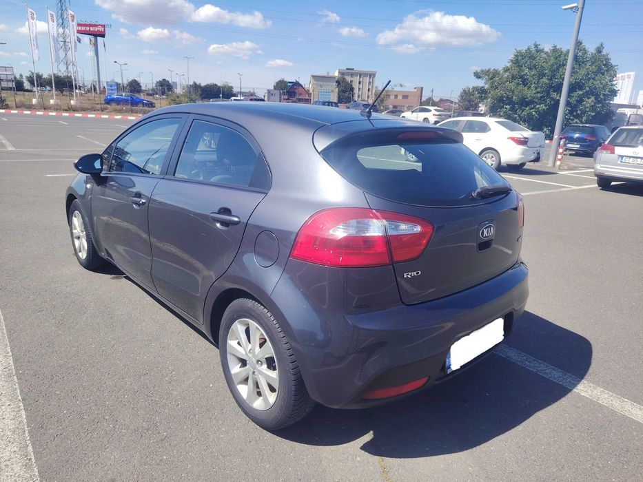 Vanzare Kia Rio 2013