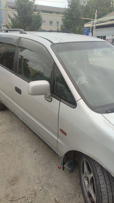 Хонда Одиссей 1997года