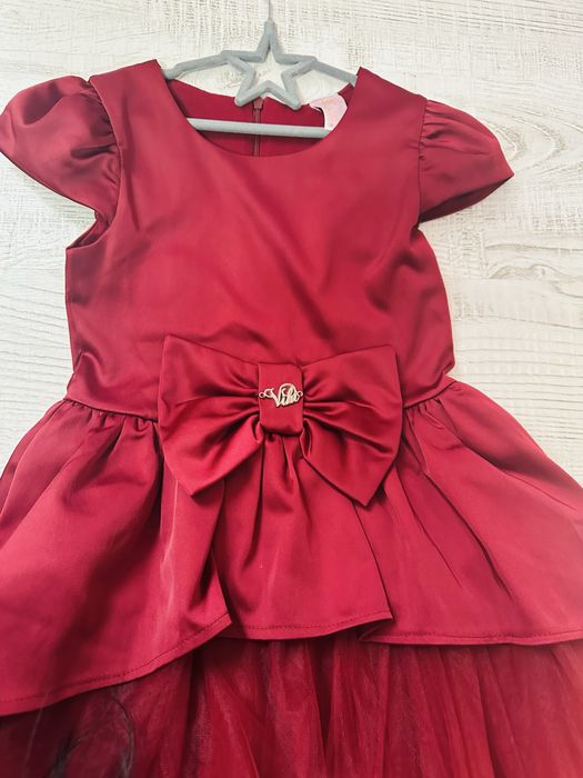Официални детски рокли р-р 128 и 140 и рокля Carnival Kids 4-6 години