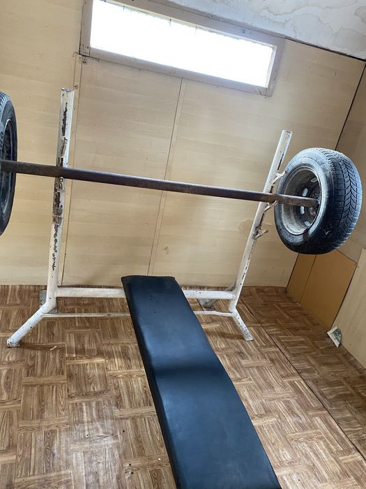 Здрава лежанка за щанга – идеална за домашен фитнес