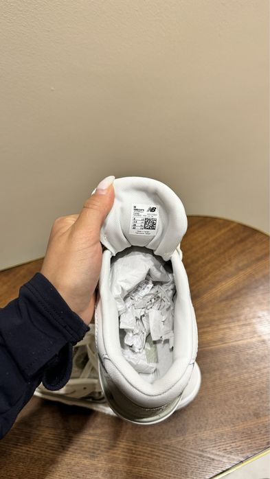 Новые кроссовки new balance 550